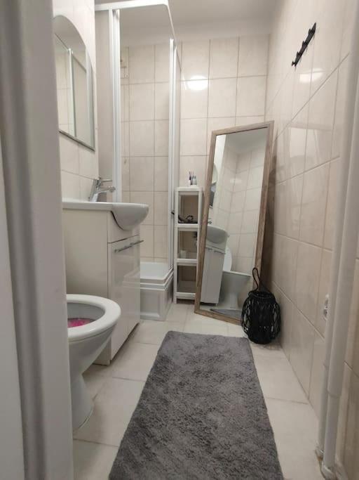 Ferienwohnung Apartament Szmaragdowy Centrum Warschau Exterior foto